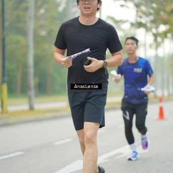 Runner Photo 8194193