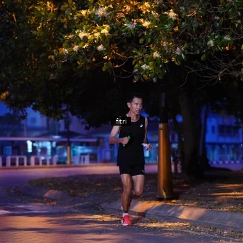 Runner Photo 8194245