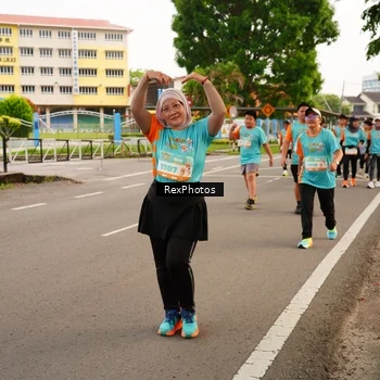 Runner Photo 8194262