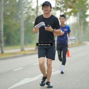 Runner Photo 8194388