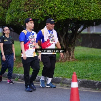 Runner Photo 8194390