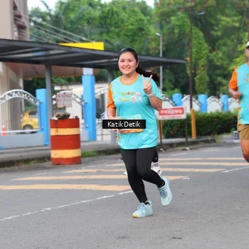 Runner Photo 8194426