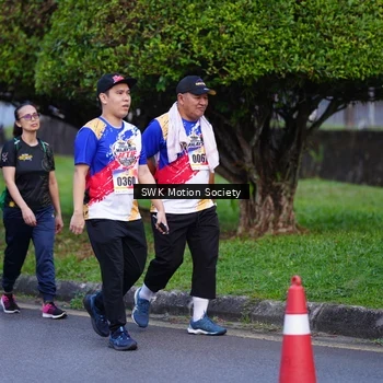 Runner Photo 8194460
