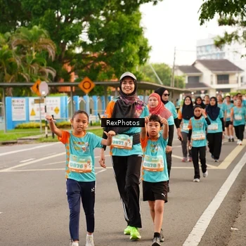 Runner Photo 8194475