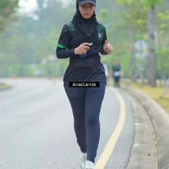 Runner Photo 8194502