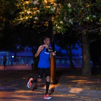 Runner Photo 8194634