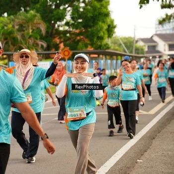 Runner Photo 8194676