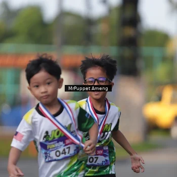 Runner Photo 8194684