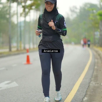 Runner Photo 8194695