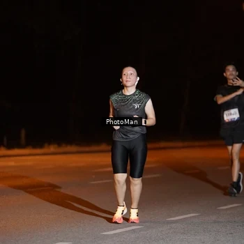 Runner Photo 8194697