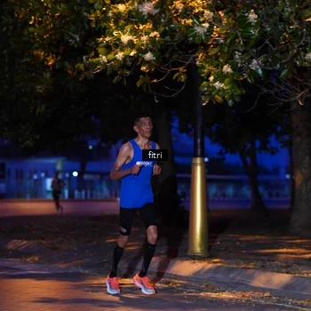 Runner Photo 8194700