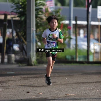Runner Photo 8194822