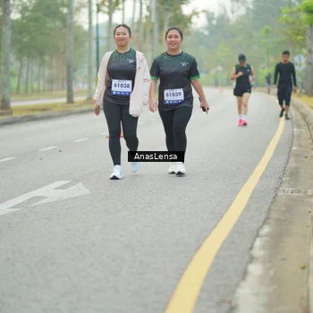 Runner Photo 8194839