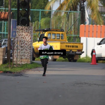 Runner Photo 8194855