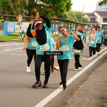 Runner Photo 8194860