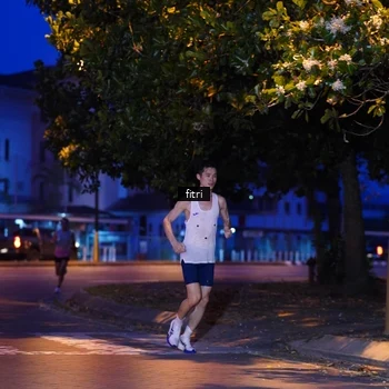 Runner Photo 8194893