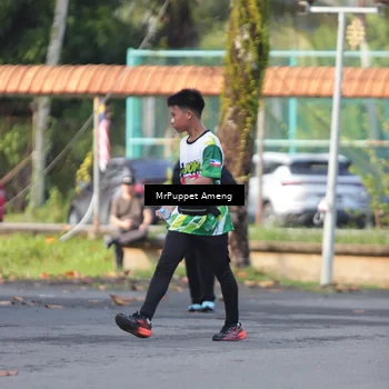 Runner Photo 8194911