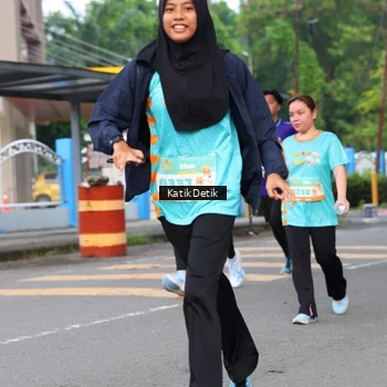 Runner Photo 8194925