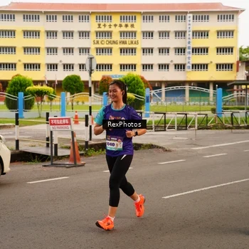 Runner Photo 8194926
