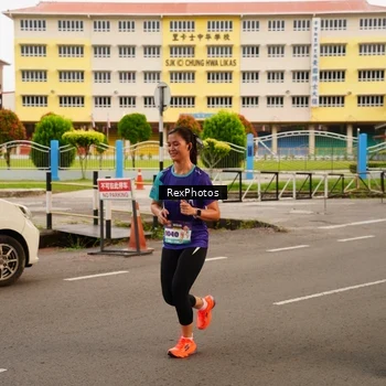 Runner Photo 8194931