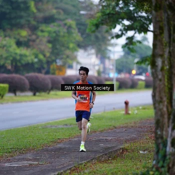 Runner Photo 8194937