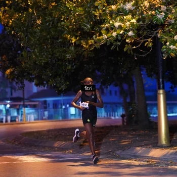 Runner Photo 8194960