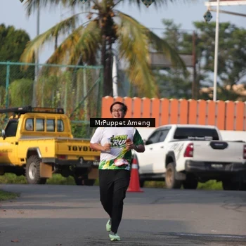 Runner Photo 8194986