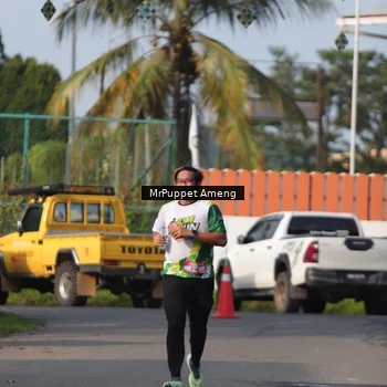 Runner Photo 8194996