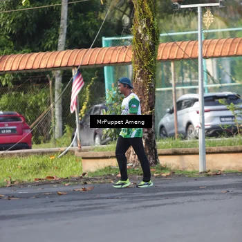 Runner Photo 8195010