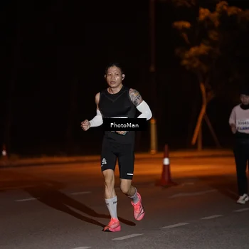 Runner Photo 8195038