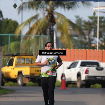 Runner Photo 8195040