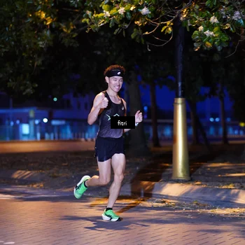 Runner Photo 8195100