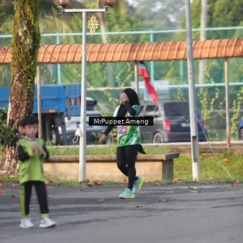 Runner Photo 8195215