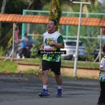 Runner Photo 8195312