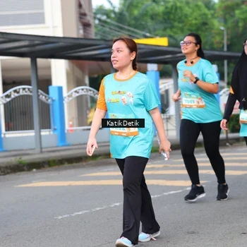 Runner Photo 8195338