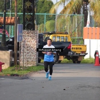 Runner Photo 8195349