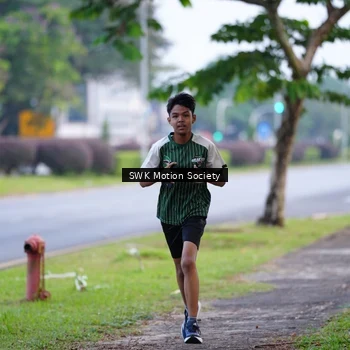 Runner Photo 8195399