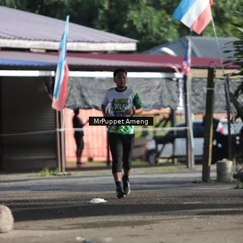 Runner Photo 8195404