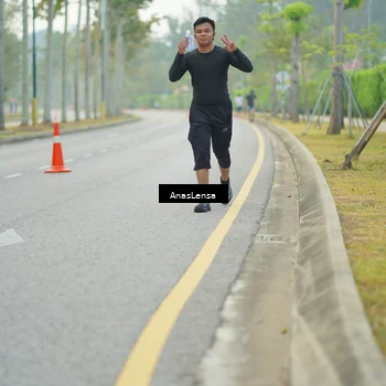 Runner Photo 8195646