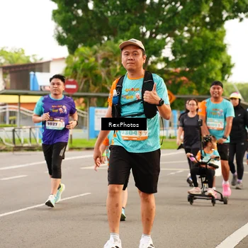 Runner Photo 8195875