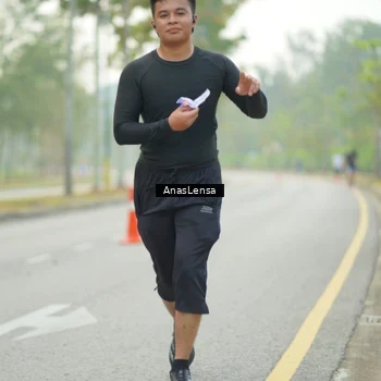 Runner Photo 8195963