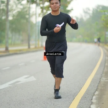 Runner Photo 8195969