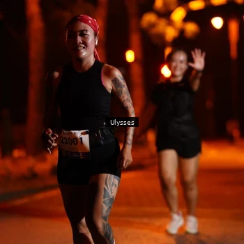 Runner Photo 8196019