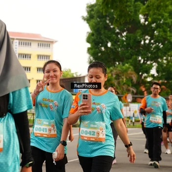 Runner Photo 8196021