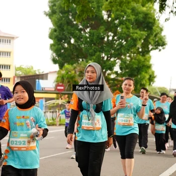 Runner Photo 8196025