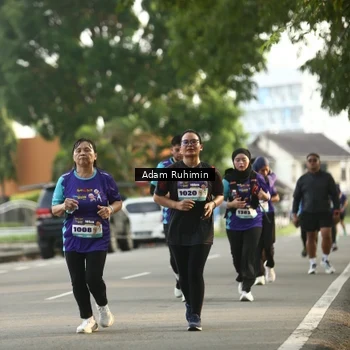 Runner Photo 8196067