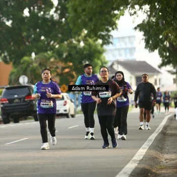 Runner Photo 8196068