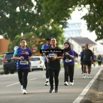 Runner Photo 8196069