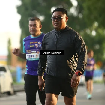 Runner Photo 8196211