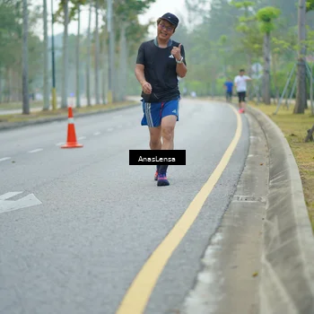 Runner Photo 8196324